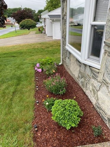 132 Calvin Ave, Fall River, MA 02726-3769