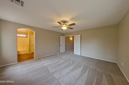 5763 Seldon Ln, Glendale AZ 85302-5417 exterior