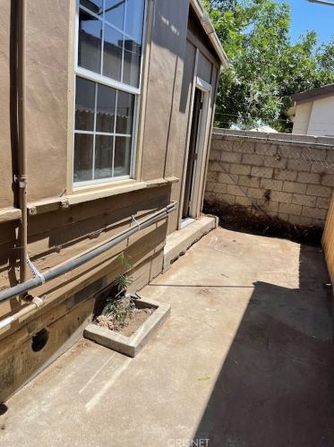 2112 Baker St, Bakersfield, CA 93305-3014