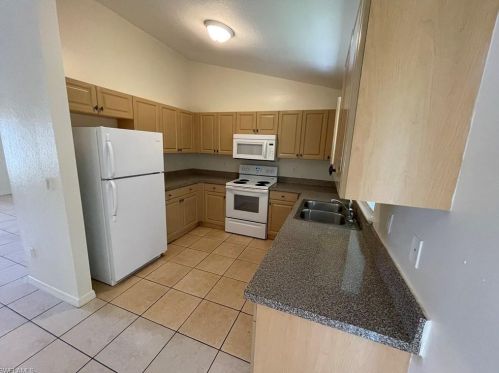 2900 43 St, Lehigh Acres FL 33976-4630 exterior