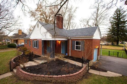 1489 Burney Ln, Cincinnati, OH 45230-2929