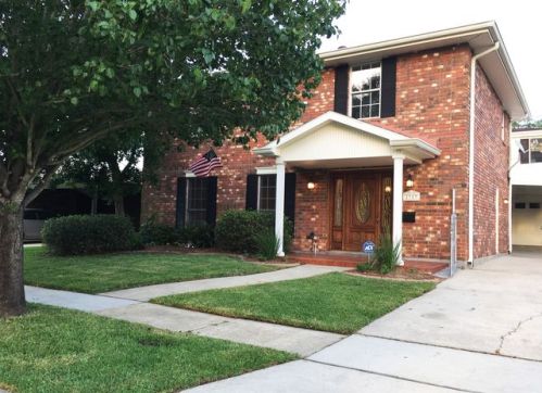 2717 Golden Dr, Chalmette, LA 70043-3403