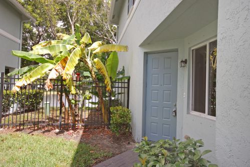 3620 Sonoma Dr, West Palm Beach, FL 33404-1867
