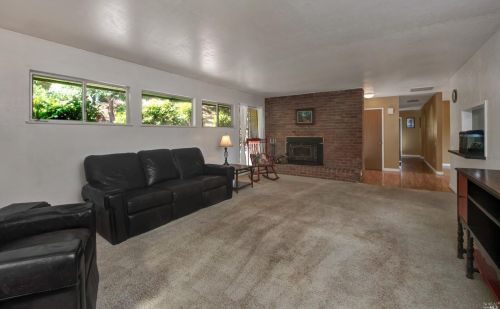 3802 Chanate Rd, Santa Rosa CA  95404-1840 exterior