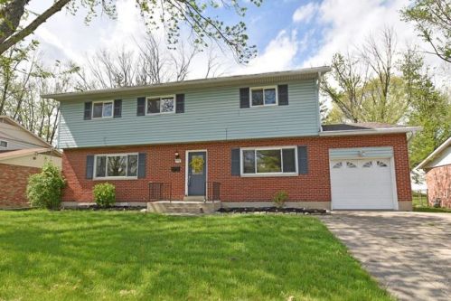 734 Danbury Rd, Cincinnati, OH 45240-3104