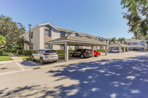 3720 Fieldstone Blvd, Naples, FL 34109-0728