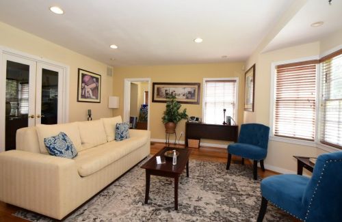 1105 Concord St, Orlando, FL 32803-4682