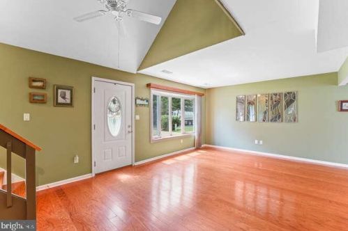 2607 Bellows Dr, Wilmington, DE 19810-1058