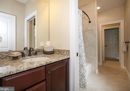 10 Pine Valley Ct, Glen Mills PA  19342-1823 exterior