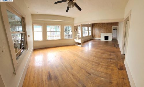 1609 86th Ave, Oakland, CA 94621-1505