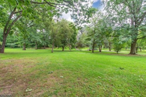 66 Ravine Ave, Nutley NJ  07110-2934 exterior