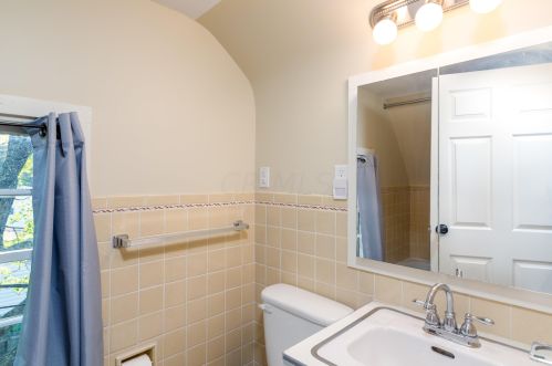 929 High St, Mount Vernon OH  43050-2841 exterior