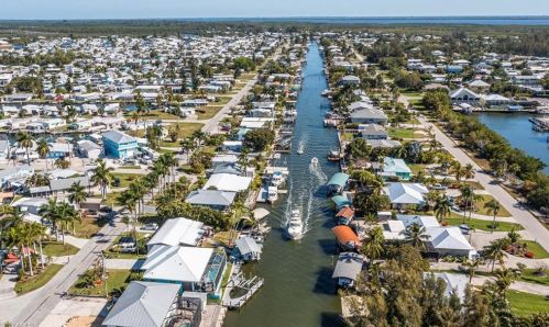 2632 York Rd, Saint James City FL  33956-2267 exterior