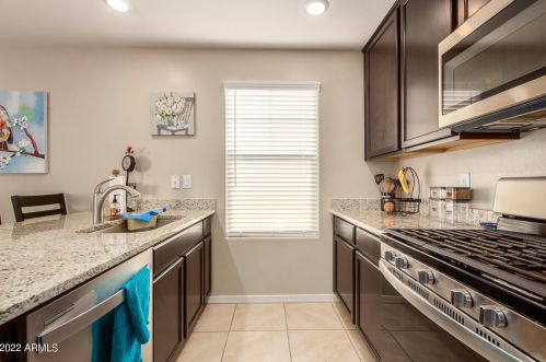 3929 79th Dr, Phoenix AZ  85043 exterior