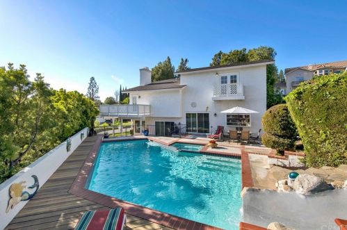 2640 Denise Ave, Orange, CA 92867-1816