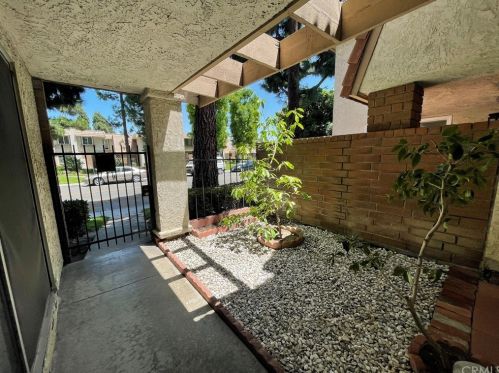 12953 Newhope St, Garden Grove, CA 92840-5553