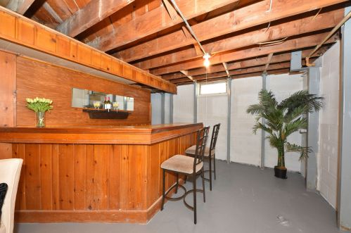 1204 95th St, Milwaukee WI  53214-2726 exterior