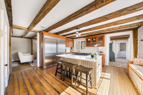 261 Muchado Hl Rd, Alton NH  03809-5137 exterior