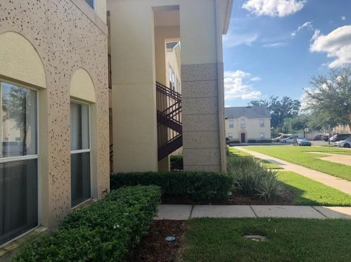 2866 Club Cortile Cir, Kissimmee, FL 34746-7527