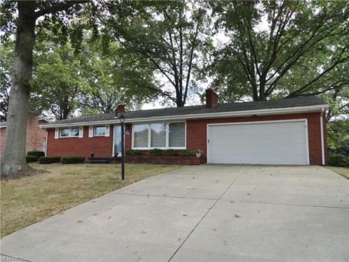 4010 Sanborn Ave, Canton, OH 44709-2142
