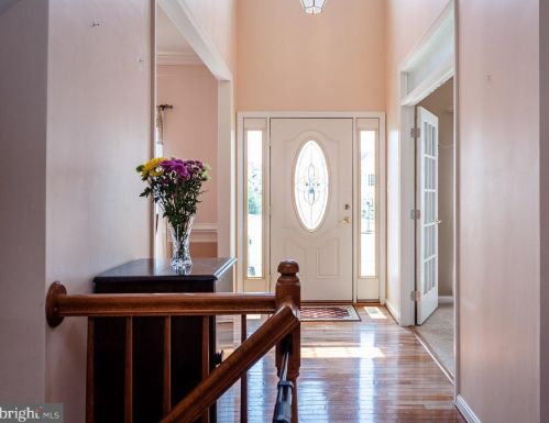 319 Indianhead Ct, Woodstock, VA 22664-1967