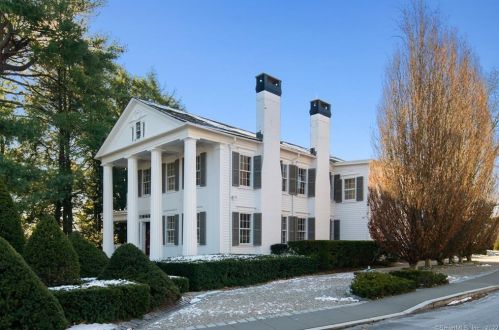 63 Park St, New Canaan, CT 06840-4598