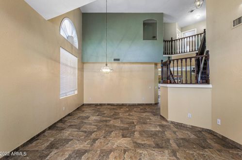 137 Leah Ct, Gilbert, AZ 85233-2112