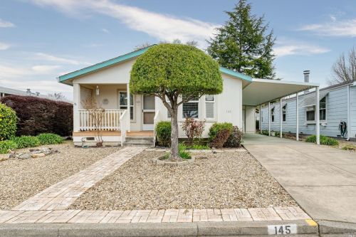 145 Westgate Cir, Santa Rosa, CA 95401-9025