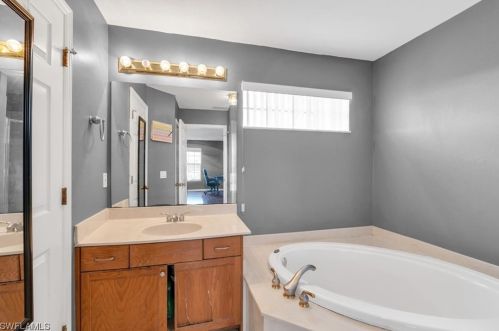 911 Apple Ave, Lehigh Acres FL 33971-6441 exterior