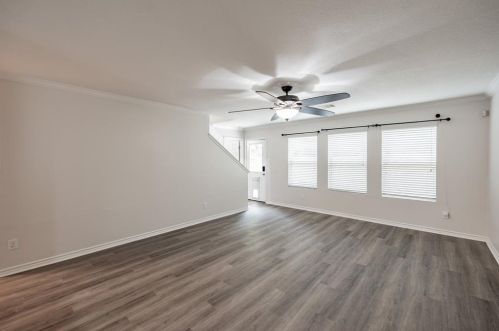 9917 Kingfisher Dr, Conroe TX  77385-3789 exterior