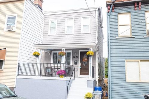 5233 Holmes St, Pittsburgh, PA 15201-2435
