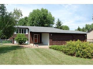 7518 111th Ave, Champlin, MN 55316-3202