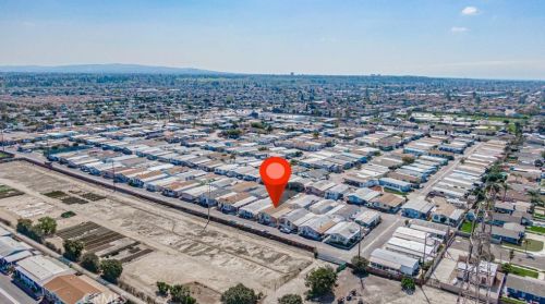 19251 Brookhurst St, Huntington Beach CA  92646-2908 exterior