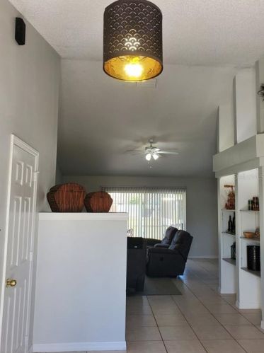 2412 Abney Ave, Orlando, FL 32833-3947