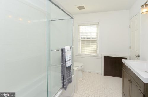 266 Park Ave, Camden NJ  08108-2921 exterior