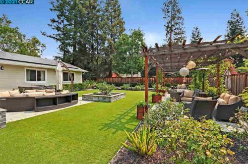 80 Willow Dr, Danville CA  94526-3517 exterior