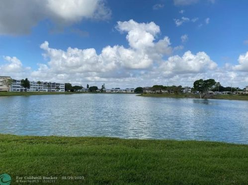 416 Dover A, West Palm Beach, FL 33417-2266