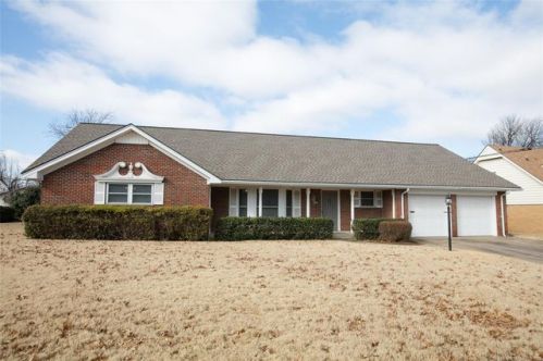 3806 Darlington Ave, Tulsa, OK 74135-5550