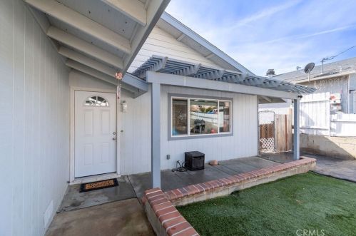 748 Mill St, Lake Elsinore CA  92530-4336 exterior
