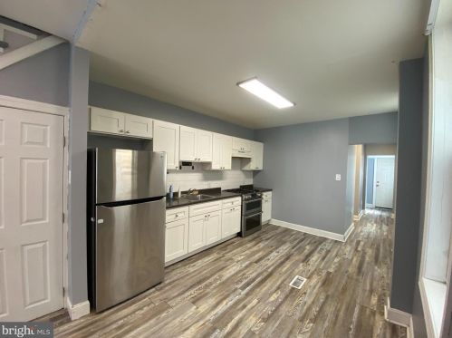 2541 17th St, Philadelphia, PA 19132-3928