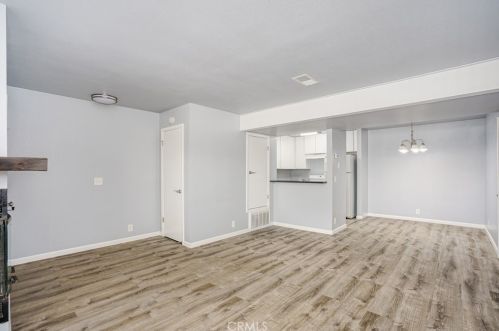 2404 Village Ct, Santa Maria CA  93455-3450 exterior