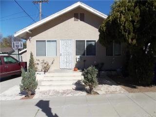 4041 1st St, Riverside, CA 92501-2372