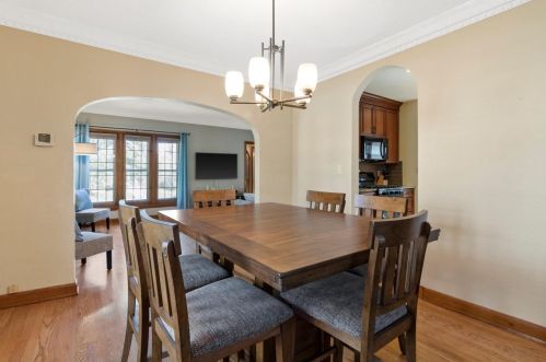 3213 42, Milwaukee WI 53216-3516 exterior