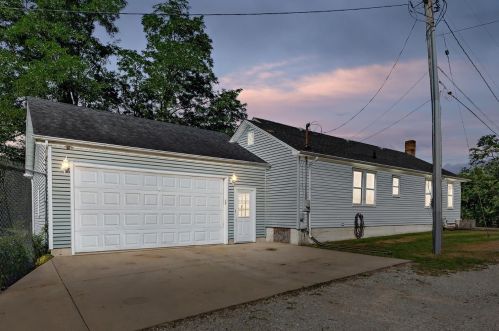 9011 133rd Ave, Cedar Lake IN  46303-9200 exterior