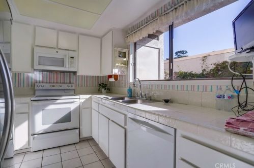 28022 Ridgebluff Ct, Rancho Palos Verdes CA  90275-7204 exterior