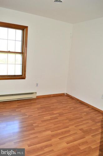 1408 Walnut Bottom Rd, Carlisle PA  17015-9145 exterior