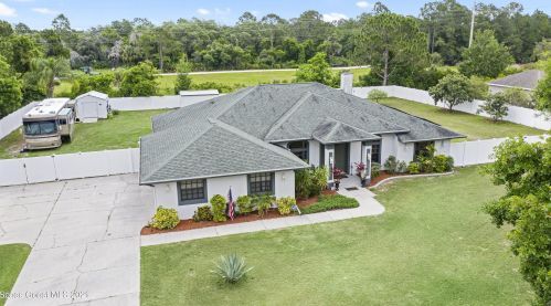 2645 Fawn Lake Blvd, Mims, FL 32754-5470