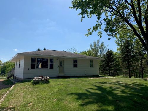 307 Old Scout Camp Rd, Hudson, WI 54082-5001