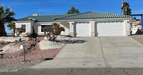 3261 Pintail Dr, Lake Havasu City, AZ 86406-5541