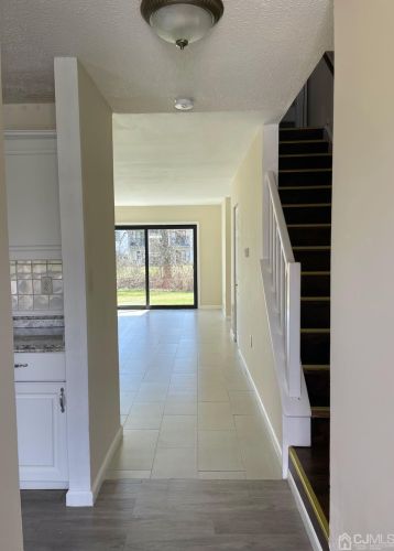 246 Hampshire Ct, Piscataway NJ  08854-6220 exterior